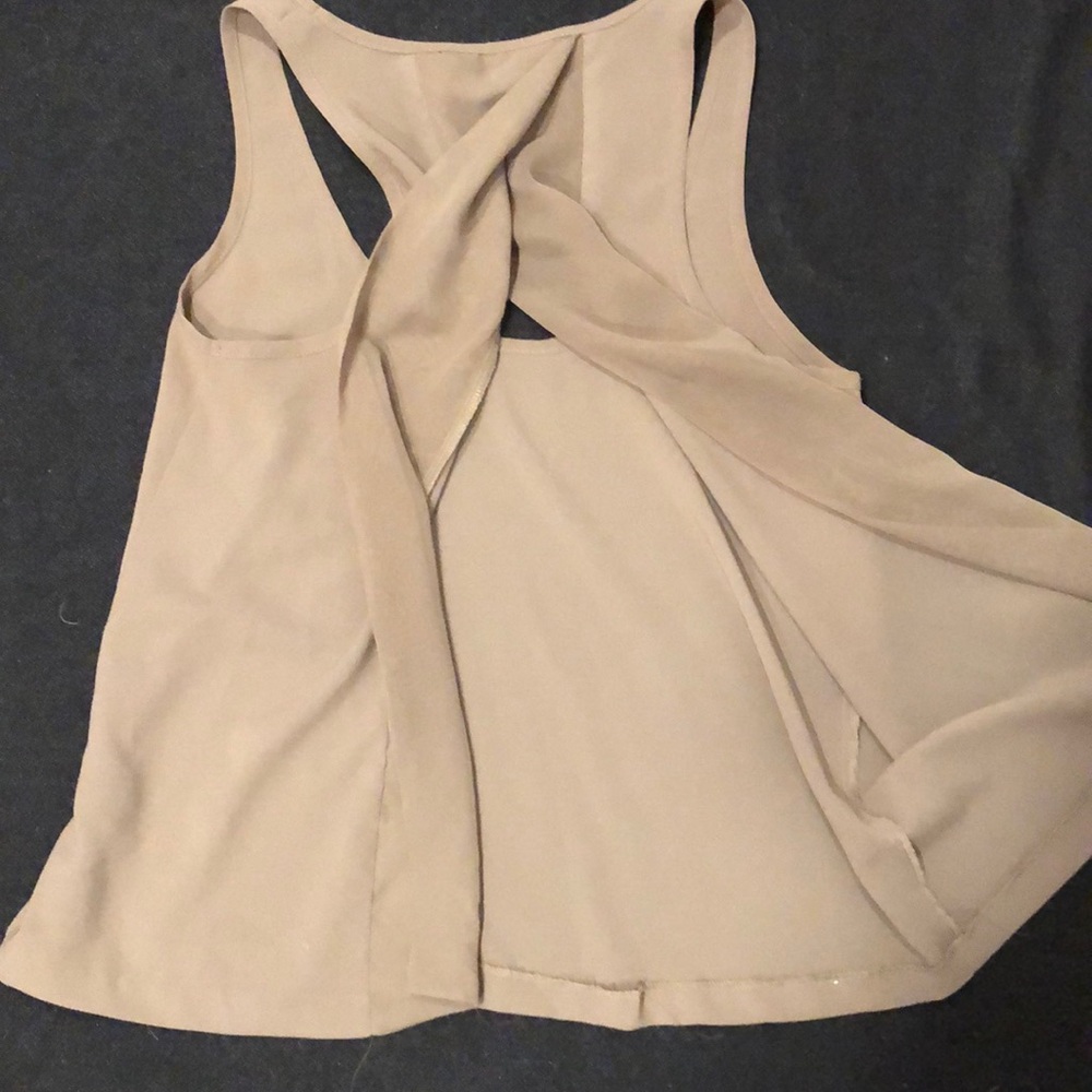Split back tank - Picture 2 of 2